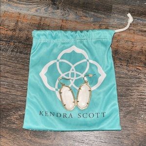 Kendra Scott Elle Drop Earrings in White & Gold